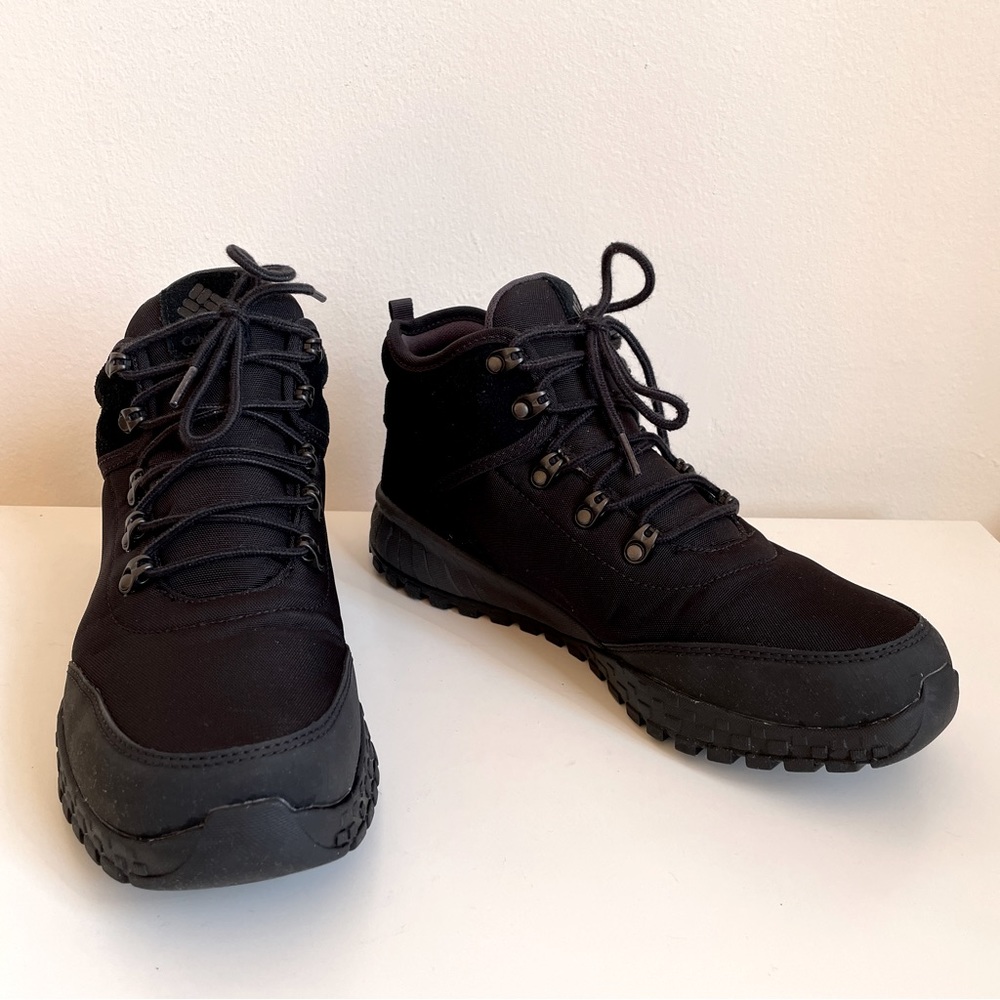 Columbia Men's Fairbanks Mid Waterproof Hiking Boot Size US 11